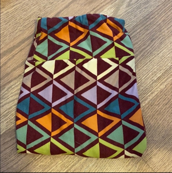 Lularoe ✴ OS pattern triangle geometric legging - Picture 1 of 1